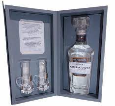WÓDKA MANUFAKTUROWA ROCZNIKOWANA 0,7l 46,2%
